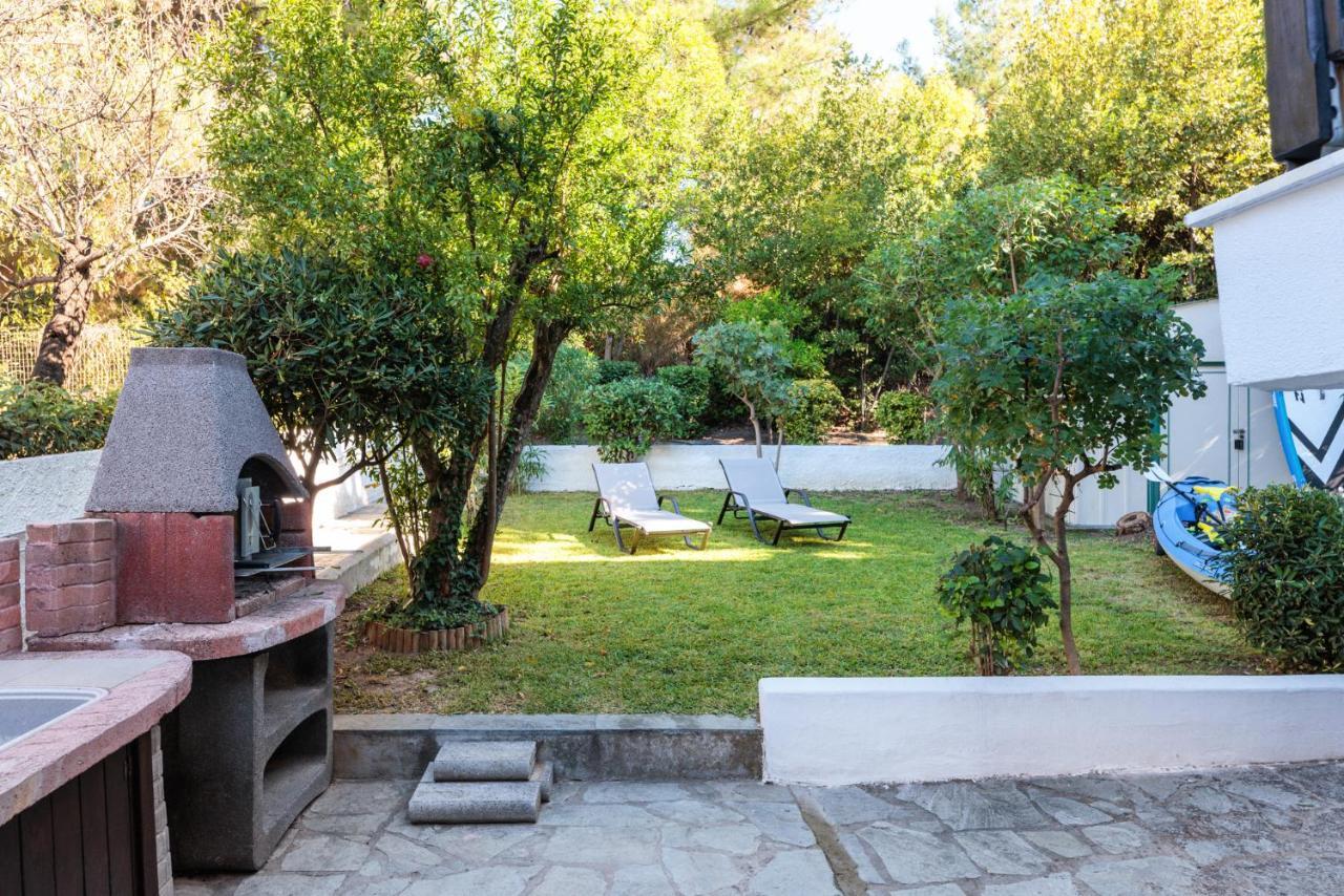 Nea Kallikrateia Beach Front Vintage Villa Kalliktratis מראה חיצוני תמונה