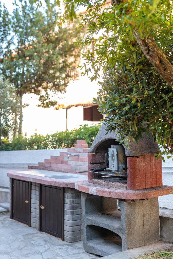 Nea Kallikrateia Beach Front Vintage Villa Kalliktratis מראה חיצוני תמונה