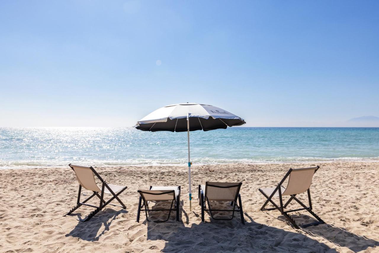 Nea Kallikrateia Beach Front Vintage Villa Kalliktratis מראה חיצוני תמונה