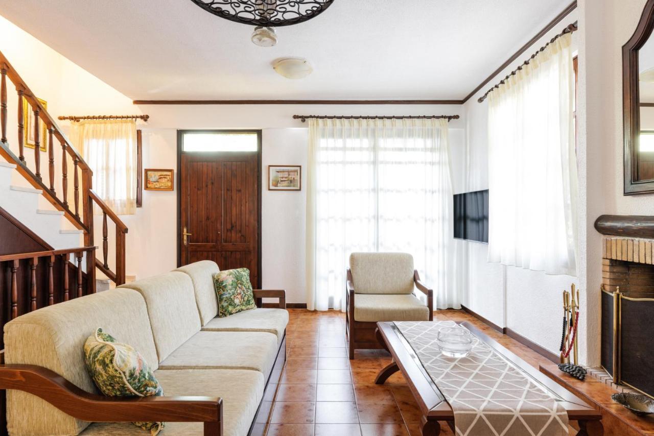 Nea Kallikrateia Beach Front Vintage Villa Kalliktratis מראה חיצוני תמונה