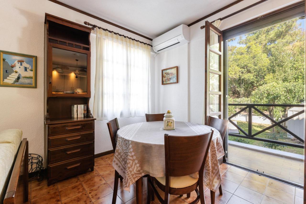 Nea Kallikrateia Beach Front Vintage Villa Kalliktratis מראה חיצוני תמונה